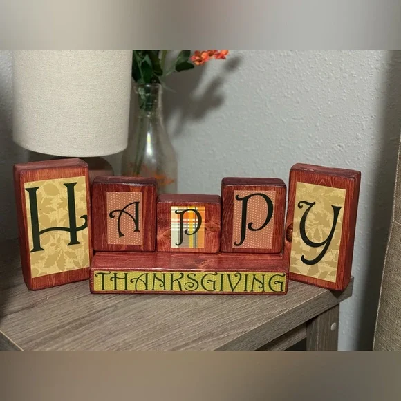 Reversible Merry Christmas and Happy Thanksgiving Letter Block Set - Picture 2 of 10